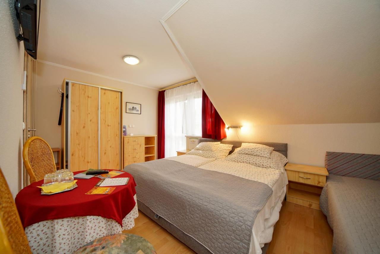 Siesta Vendeghaz Villa Eger Eksteriør bilde