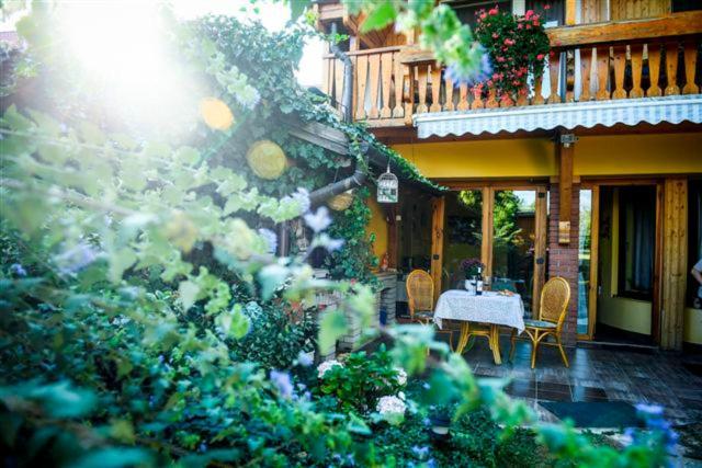 Siesta Vendeghaz Villa Eger Eksteriør bilde
