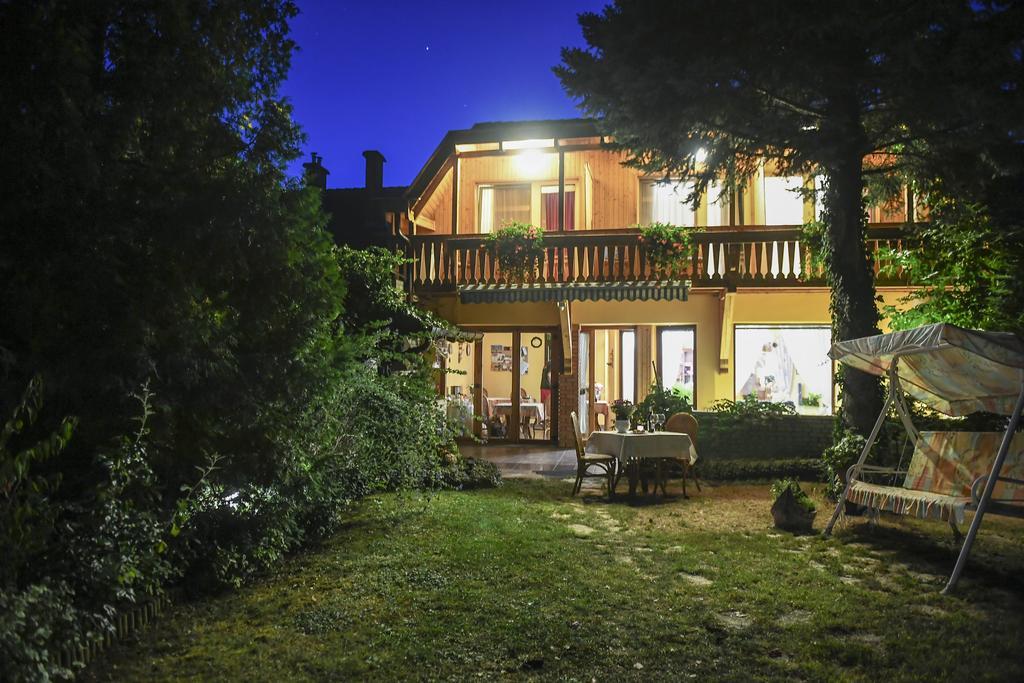 Siesta Vendeghaz Villa Eger Eksteriør bilde